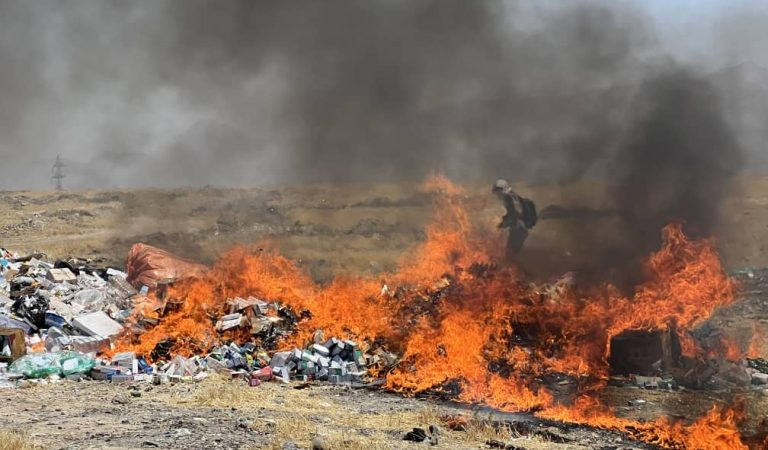 وزارت‌صحت: 35 تُن داروهای بی‌کیفیت و فاقد اعتبار حریق شد
