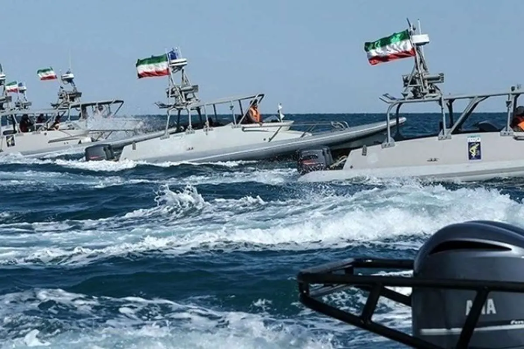 هشدار قرارگاه خاتم‌الانبیا؛ هر گونه تحرک دخالت‌آمیز در تنگه‌هرمز با واکنش سخت مواجه می‌شود