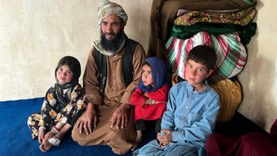 گرسنگی و بیکاری؛ خانواده‌ها در غور برای زنده‌‌ماندن کودکان‌شان را می‌فروشند