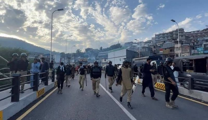 ناآرامی‌ها در کشمیر پاکستان؛ همزمان با تلاش ناکام برای بازداشت رهبر معترضان