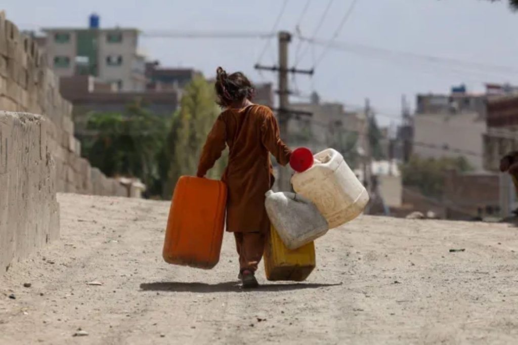 بحران آب و بهداشت 16 میلیون نفر را در کشور تهدید می کند