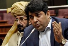 نماینده پیشین پارلمان افغانستان: تحمیل جنگ بر کشور جنایت است