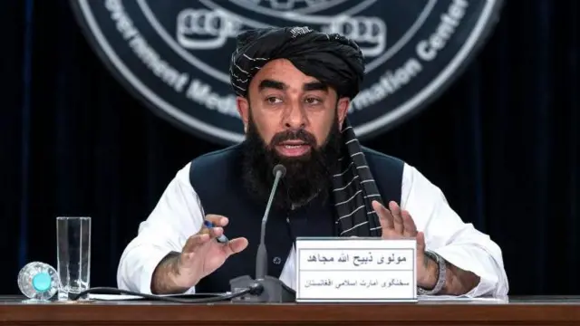 مجاهد: حقوق‌زنان باید در چارچوب شریعت باشد