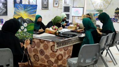 نمایشگاه آثار هنری بانوان افغانستان در هرات با همکاری کنسولگری ایران گشایش یافت