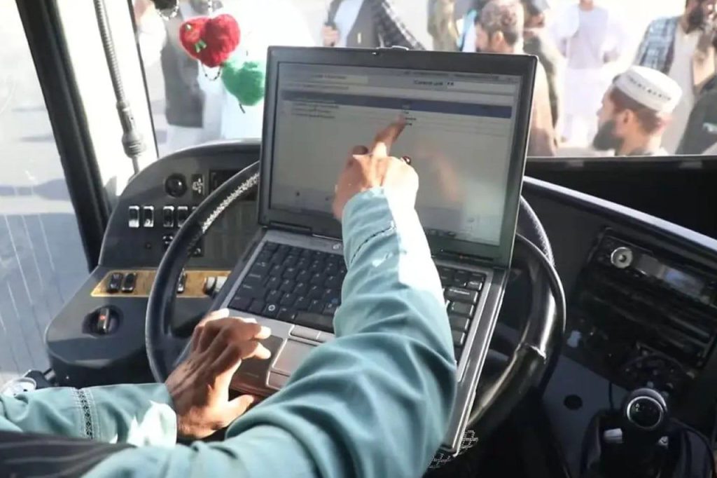 بیش از ۵۳ هزار موتر در کشور به دستگاه ردیاب مجهز شدند