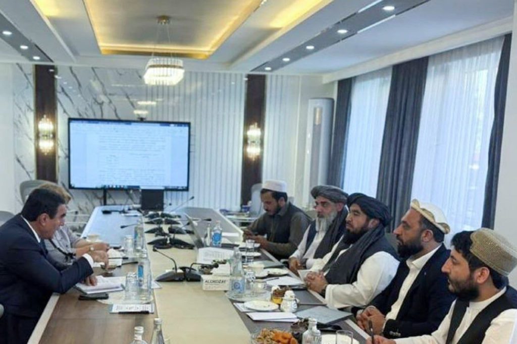تاجیکستان برای افزایش صادرات برق به افغانستان اعلام آمادگی کرد