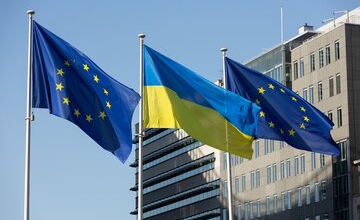 ناتو روند خرید تسلیحات برای اوکراین را تسریع میکند