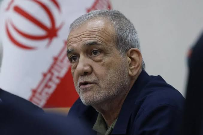 پزشکیان: توان‌دفاعی ایران فراتر از موشک است