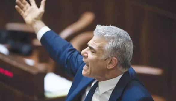 یائیر لاپید: دلیلی برای حمله به ایران وجود ندارد؛ نتانیاهو به دنبال تشدید تنش‌هاست