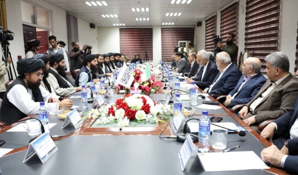 افغانستان و ایران همکاری در بخش آب و انرژی را گسترش می‌دهند