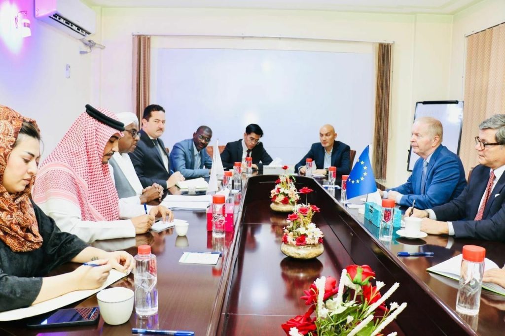سازمان همکاری‌اسلامی و اتحادیه‌اروپا بر تقویت همکاری با افغانستان تأکید کردند