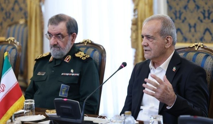 پزشکیان: ایران از هر تفاهمی برای تقویت وحدت کشورهای اسلامی حمایت می‌کند
